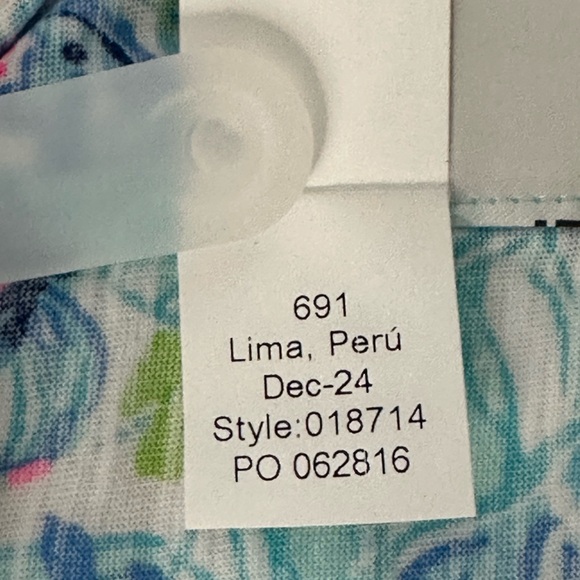 NWT Cinderella Lilly Pulitzer x Disney Parks Etta Tee Limited Edition Size Large - Picture 8 of 14